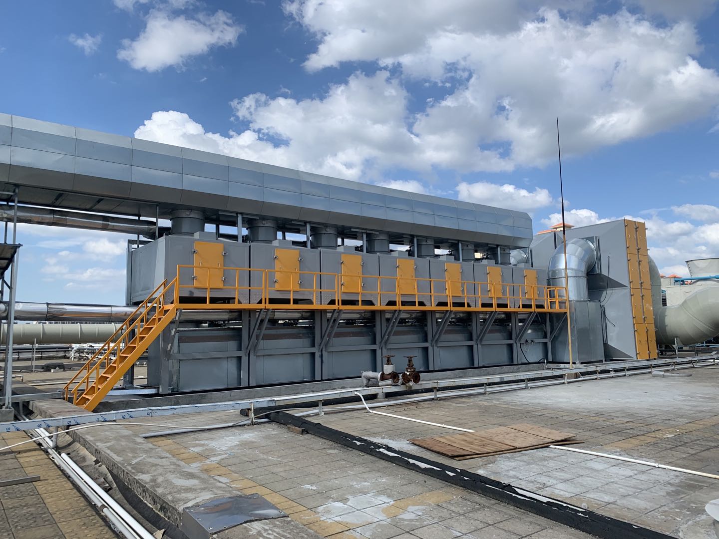 催化燃燒設備.jpg 催化燃燒設備.jpg